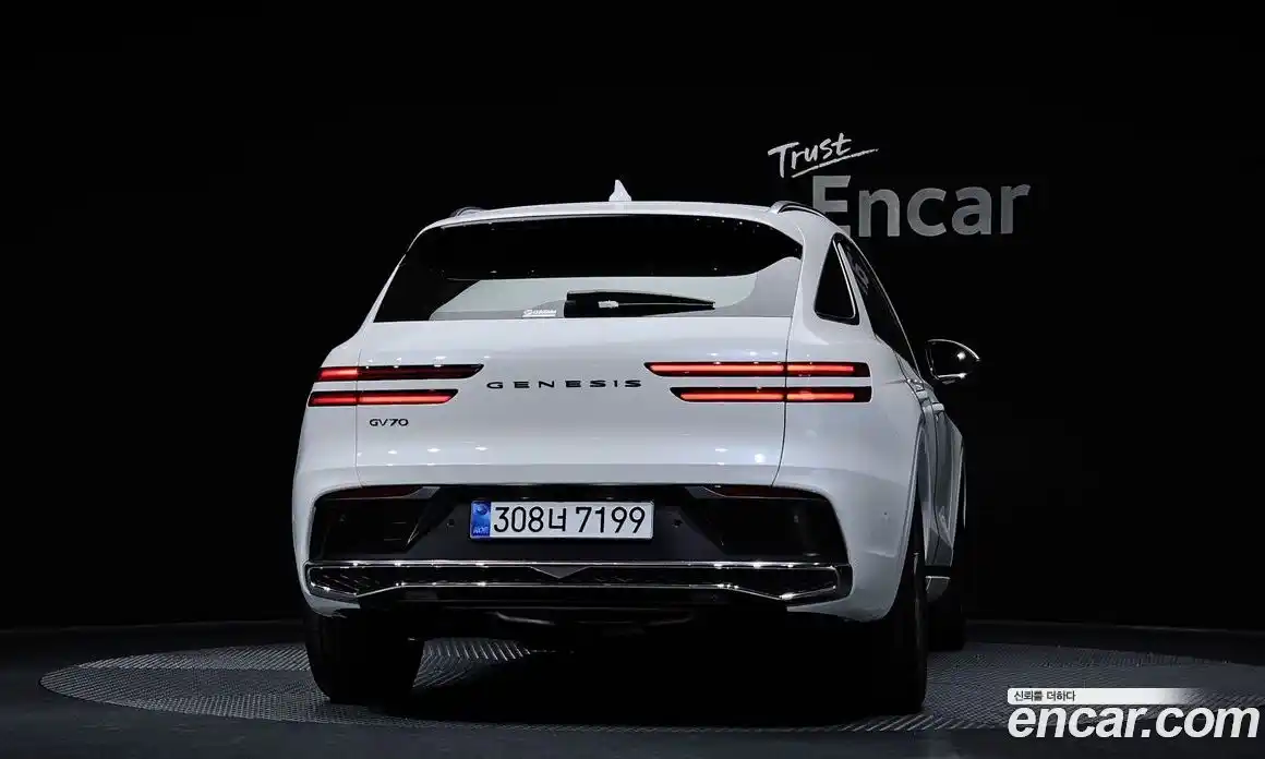 Genesis GV70 2025 2.5 Автомат в Москве № 24865, фото 11