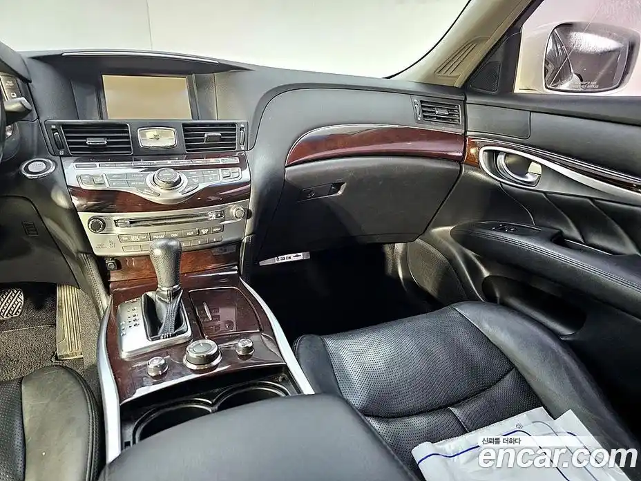 Infiniti M 2012 3.7 Автомат в Москве № 248899, фото 10