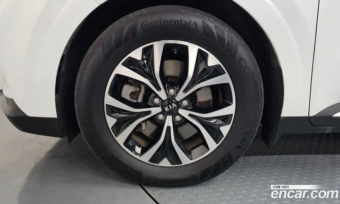 Kia Canival 2021 2.2 Автомат в Москве № 250313, фото 17