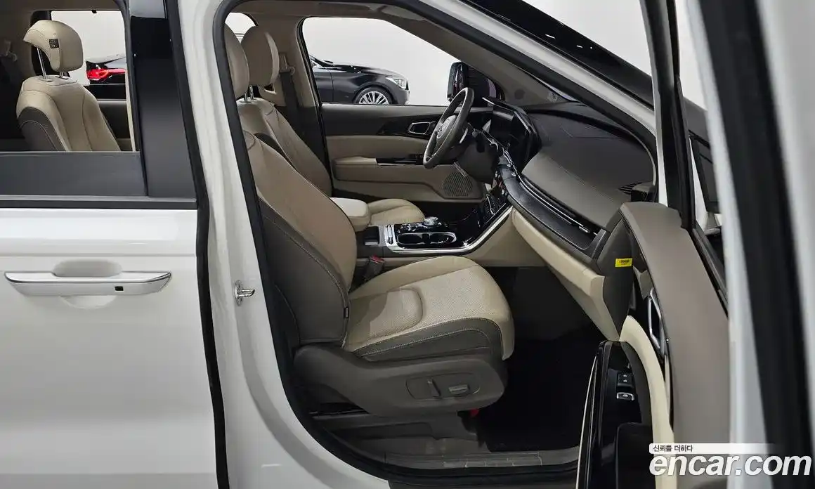 Kia Canival 2021 2.2 Автомат в Москве № 250313, фото 3