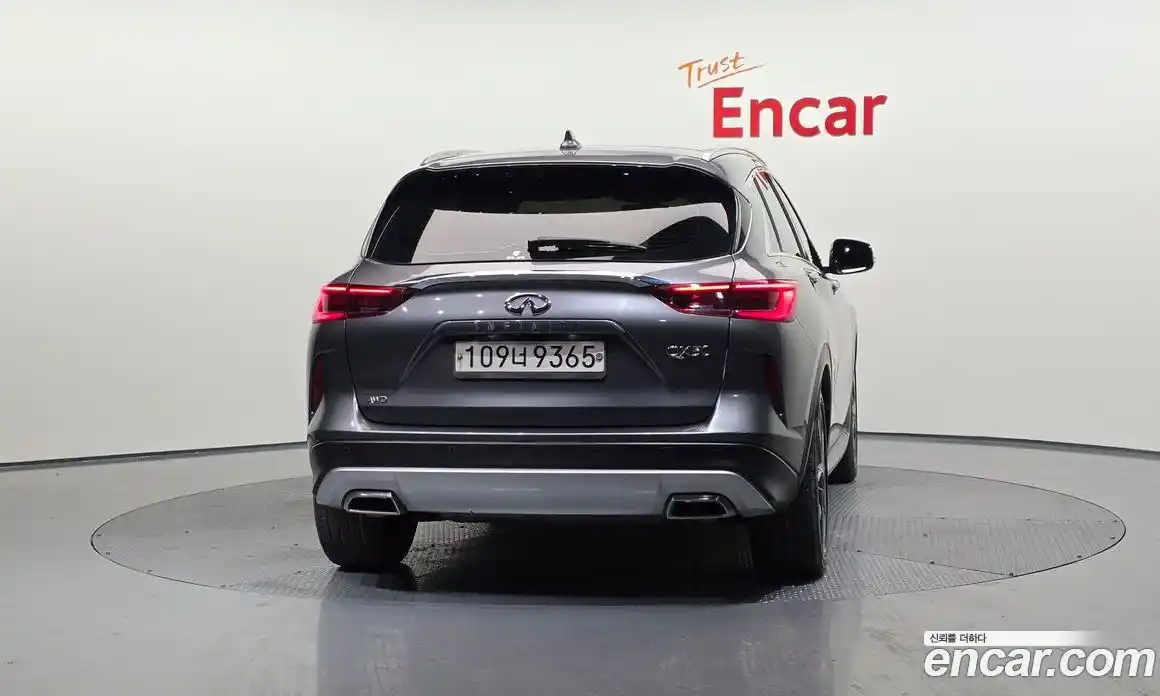 Infiniti QX50 2019 2.0 Автомат в Москве № 256153, фото 9