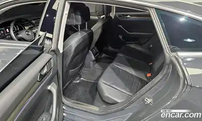 Volkswagen Arteon 2020 2.0 Автомат в Москве № 272558, миниатюра 6