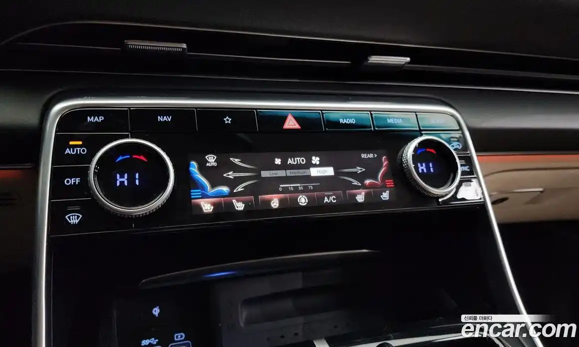 Genesis GV80 2022 2.5 Автомат в Москве № 27785, фото 7