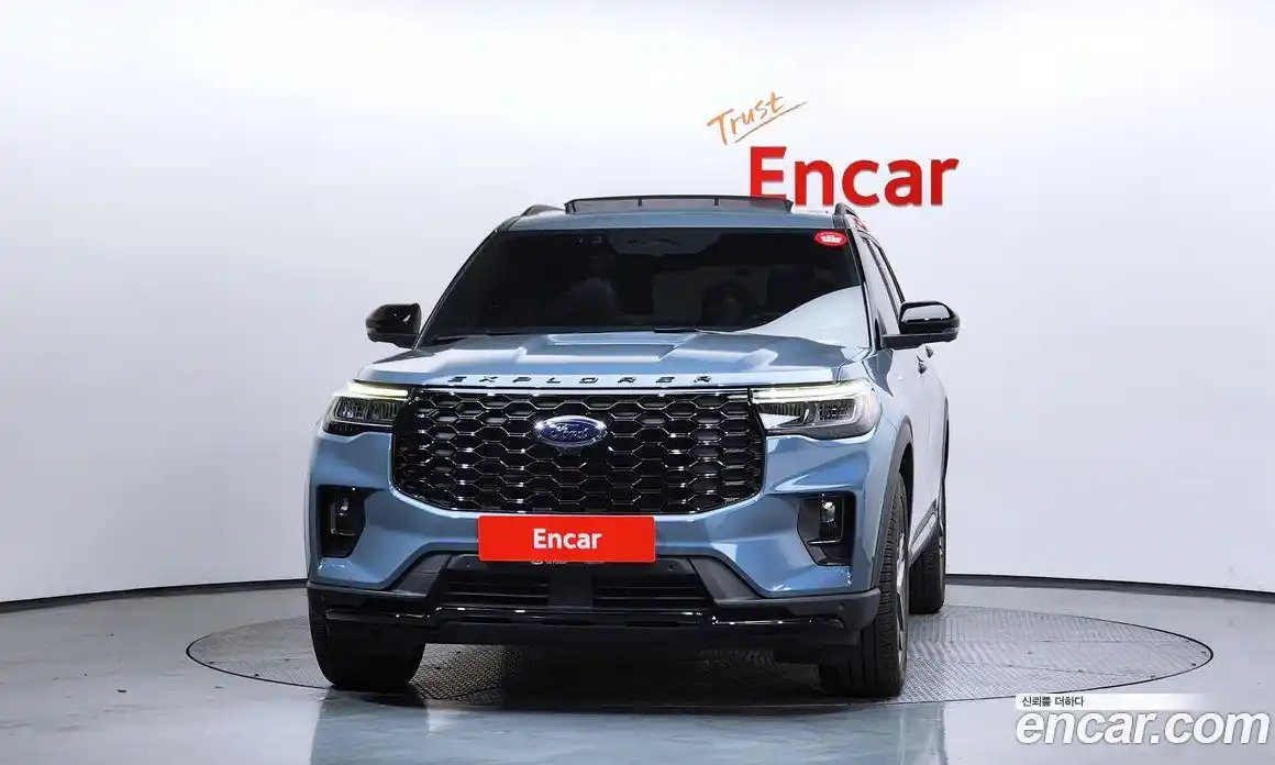 Ford Explorer 2025 2.3 Автомат в Москве № 280289, фото 13