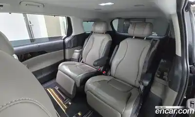 Kia Canival 2024 1.6 Автомат в Москве № 287114, миниатюра 11