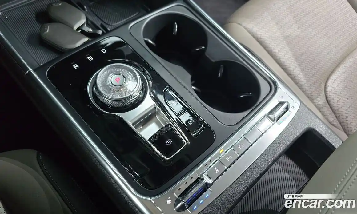 Kia Canival 2024 1.6 Автомат в Москве № 287114, фото 14