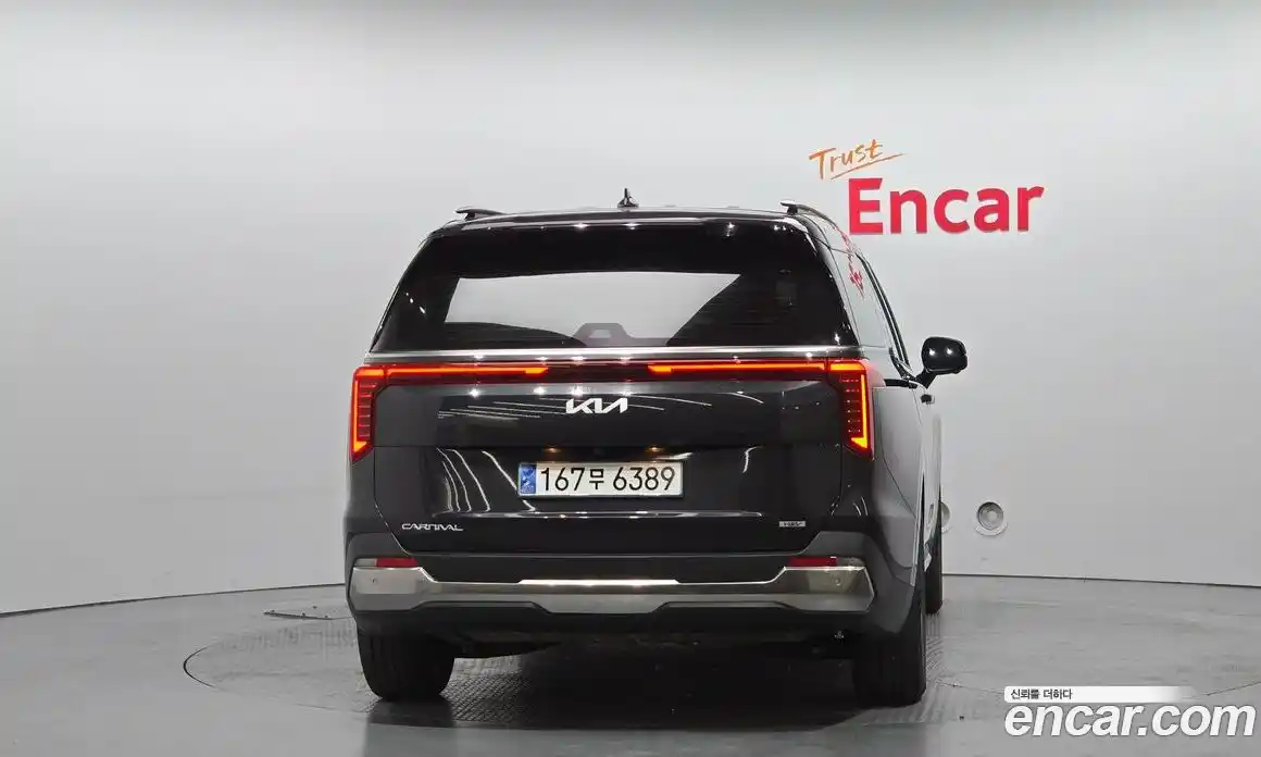 Kia Canival 2024 1.6 Автомат в Москве № 287114, фото 17