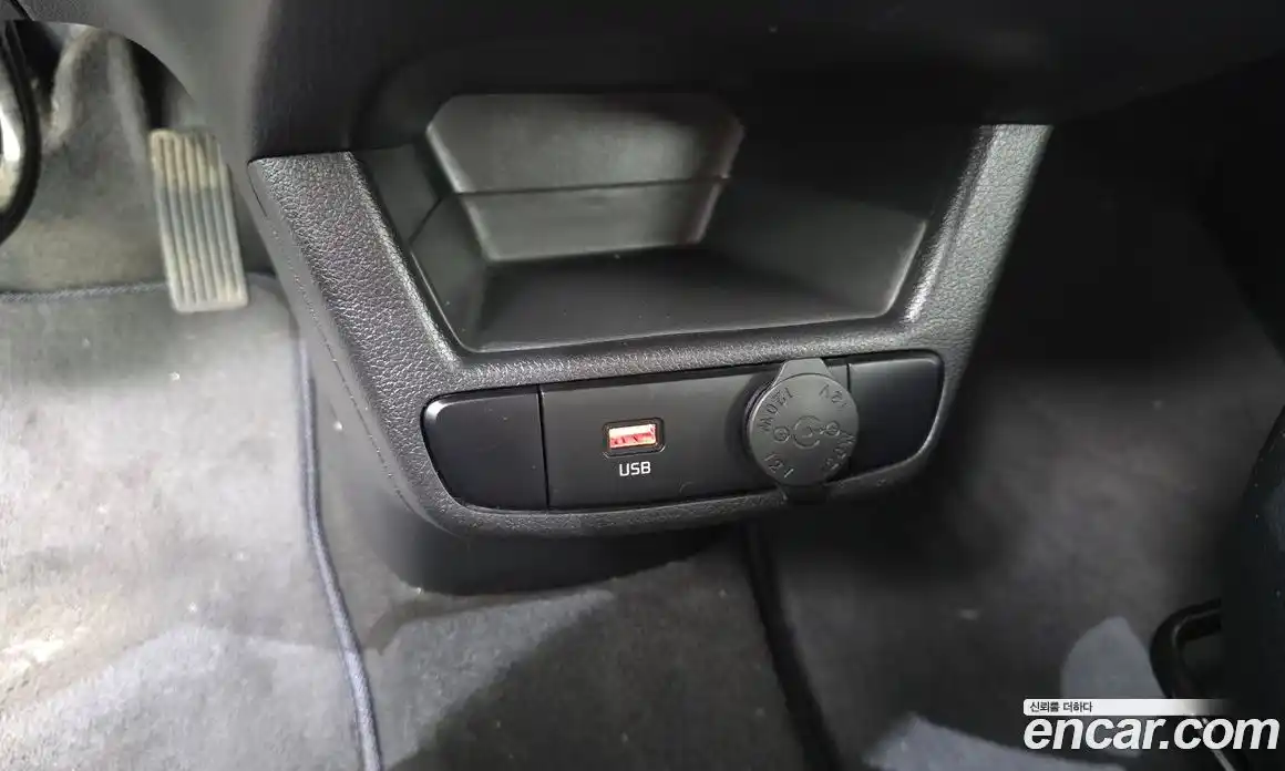 Kia Ray 2022 1.0 Автомат в Москве № 287801, фото 15