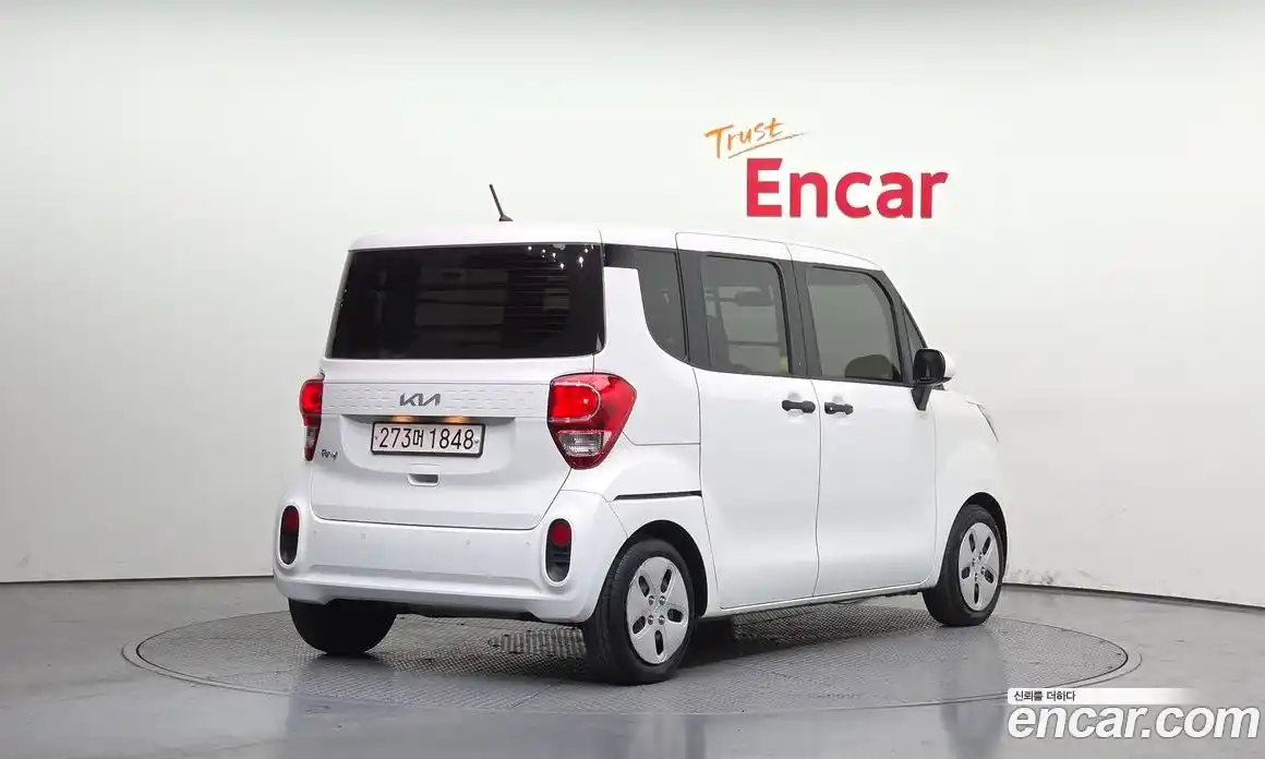 Kia Ray 2022 1.0 Автомат в Москве № 287801, фото 18