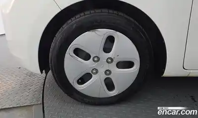 Kia Ray 2022 1.0 Автомат в Москве № 287801, миниатюра 2