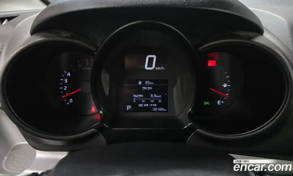 Kia Ray 2022 1.0 Автомат в Москве № 287801, фото 3