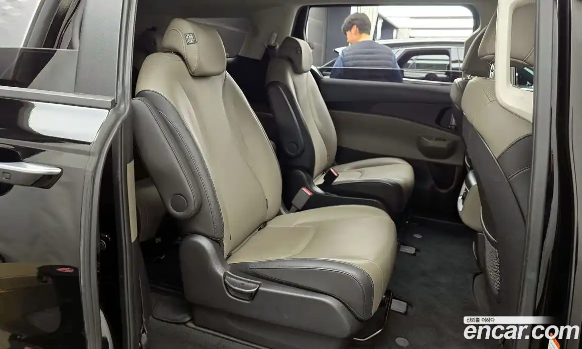 Kia Canival 2024 2.2 Автомат в Москве № 288078, фото 12