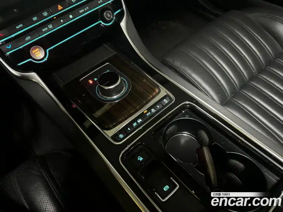 Jaguar XF 2018 2.0 Автомат в Москве № 305171, фото 9