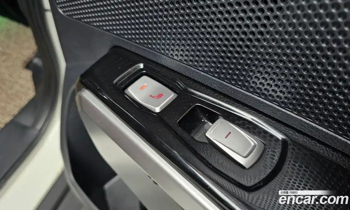 SsangYong TIBOLI 2015 1.6 Автомат в Москве № 30641, фото 3