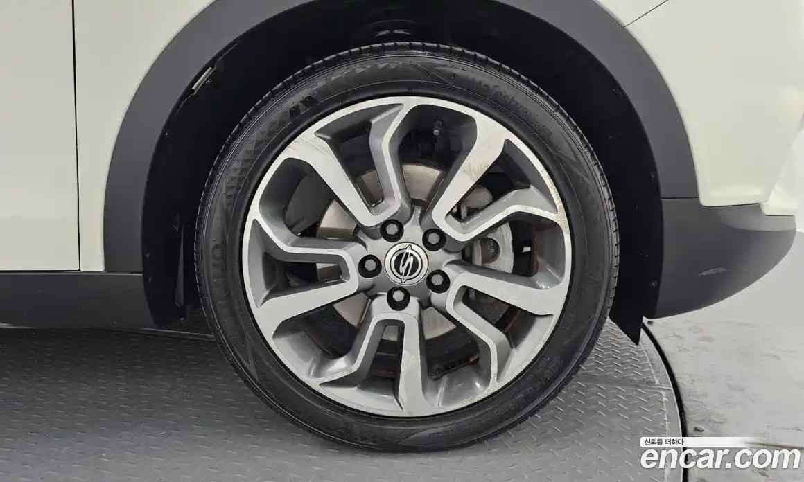 SsangYong TIBOLI 2015 1.6 Автомат в Москве № 30641, фото 4