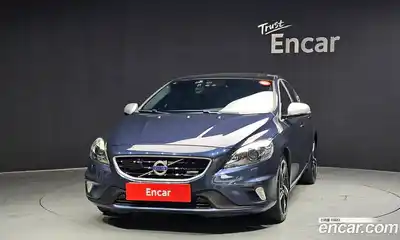 Volvo V40 2015 2.0 Автомат в Москве № 312503, миниатюра 3