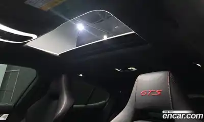 Porsche Panamera, 2016