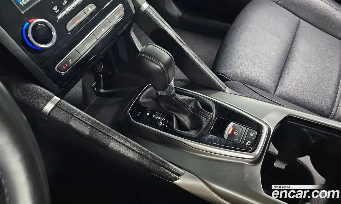 Renault QM6 2023 2.0 Автомат в Москве № 316653, фото 4