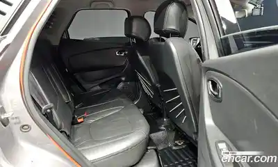 Renault QM3 2016 1.5 Автомат в Москве № 316931, миниатюра 11