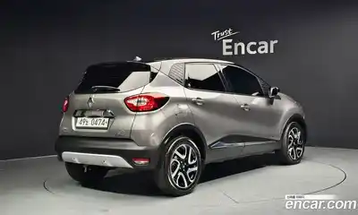 Renault QM3 2016 1.5 Автомат в Москве № 316931, миниатюра 2