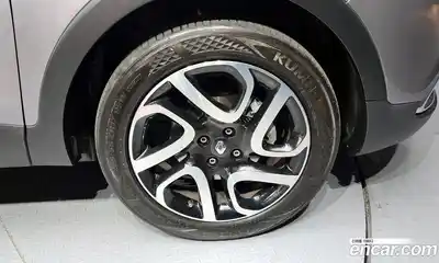 Renault QM3 2016 1.5 Автомат в Москве № 316931, миниатюра 5