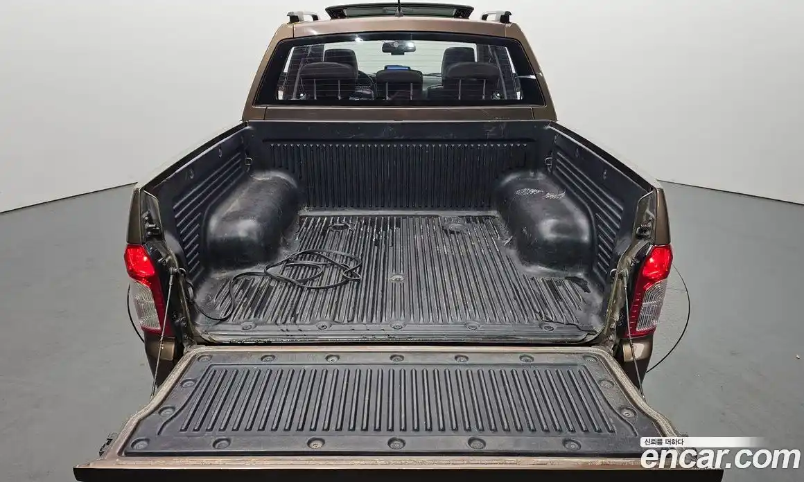 SsangYong Korando 2015 2.0 Автомат в Москве № 31779, фото 11