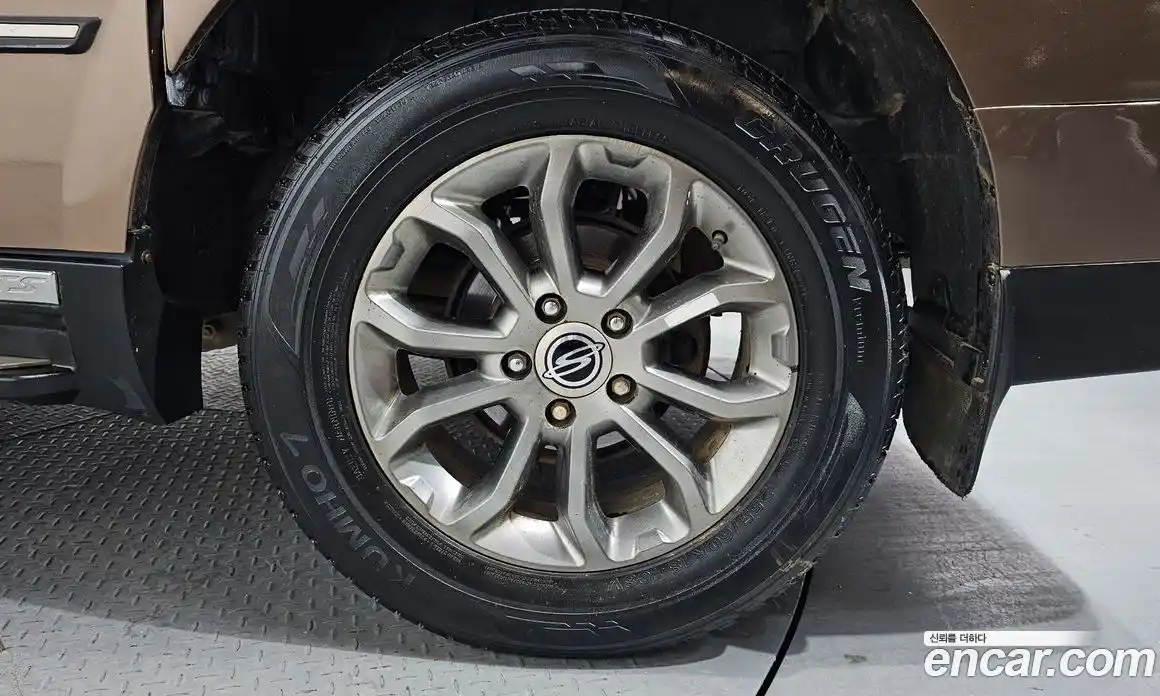 SsangYong Korando 2015 2.0 Автомат в Москве № 31779, фото 3