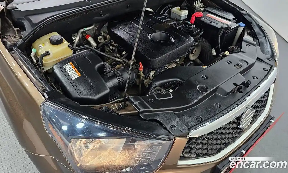 SsangYong Korando 2015 2.0 Автомат в Москве № 31779, фото 10