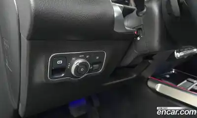 Mercedes-Benz EQB, 2023