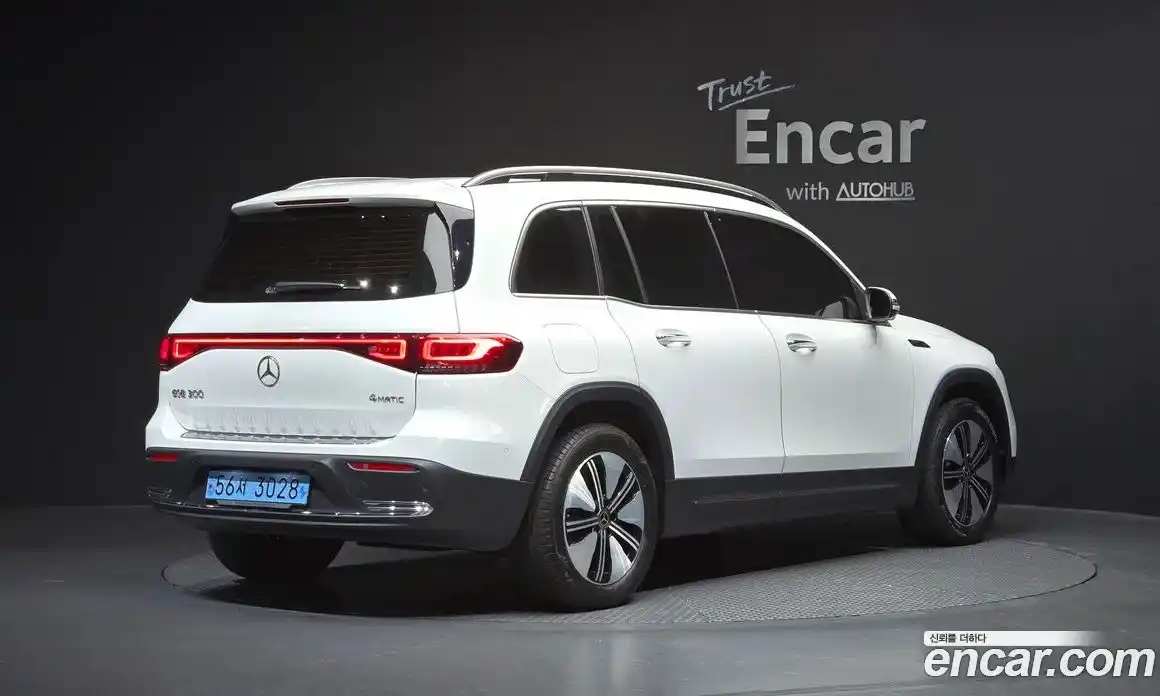 Mercedes-Benz EQB 2023 0.2 Автомат в Москве № 321771, фото 14