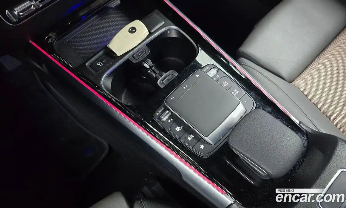 Mercedes-Benz EQB 2023 0.2 Автомат в Москве № 321771, фото 15