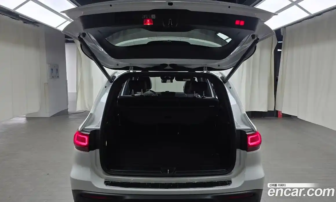 Mercedes-Benz EQB 2023 0.2 Автомат в Москве № 321771, фото 20