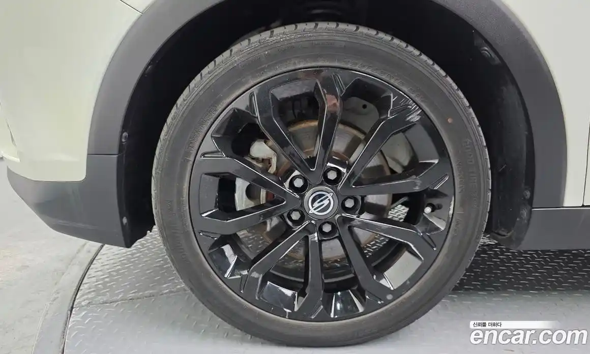 SsangYong TIBOLI 2018 1.6 Автомат в Москве № 324388, фото 19