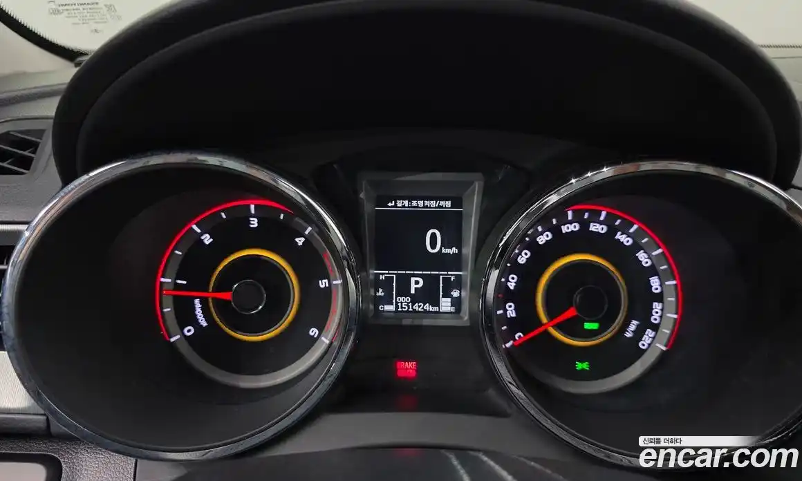 SsangYong TIBOLI 2018 1.6 Автомат в Москве № 324388, фото 10