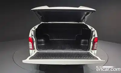 SsangYong Korando 2016 2.0 Автомат в Москве № 32911, миниатюра 9