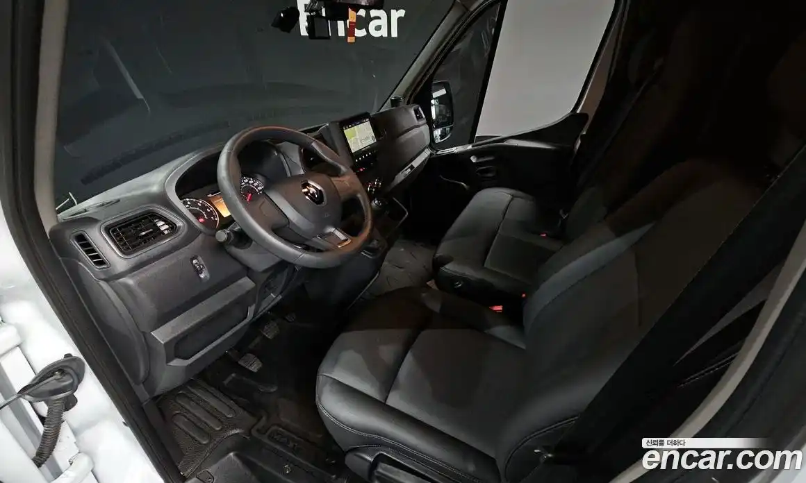 Renault Master 2024 2.3 Механическая в Москве № 333420, фото 7