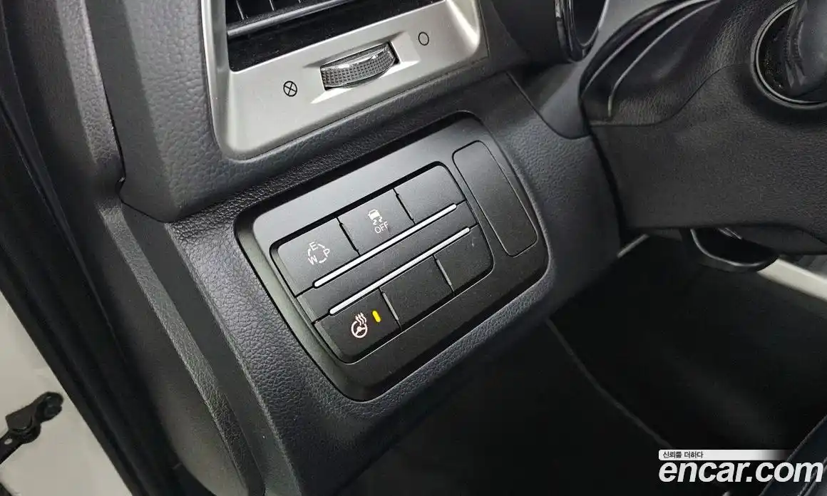 SsangYong TIBOLI 2015 1.6 Автомат в Москве № 33559, фото 7