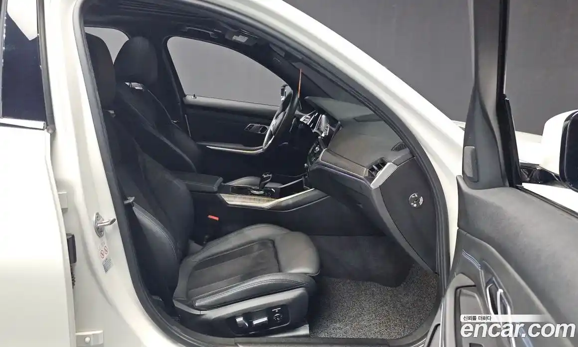 BMW 3-Series 2019 2.0 Автомат в Москве № 336595, фото 11