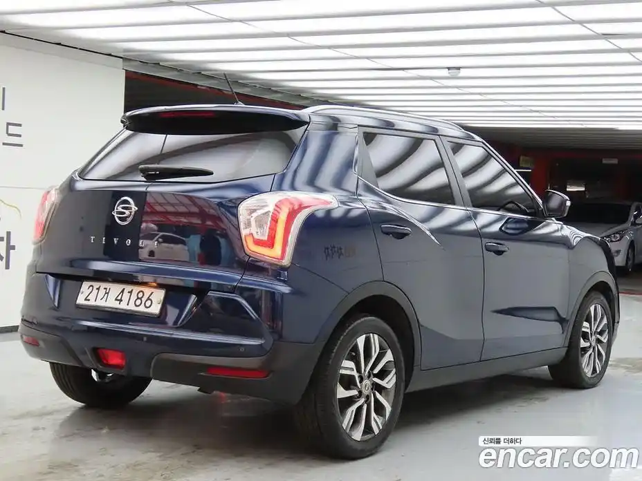 SsangYong TIBOLI 2018 1.6 Автомат в Москве № 337297, фото 4