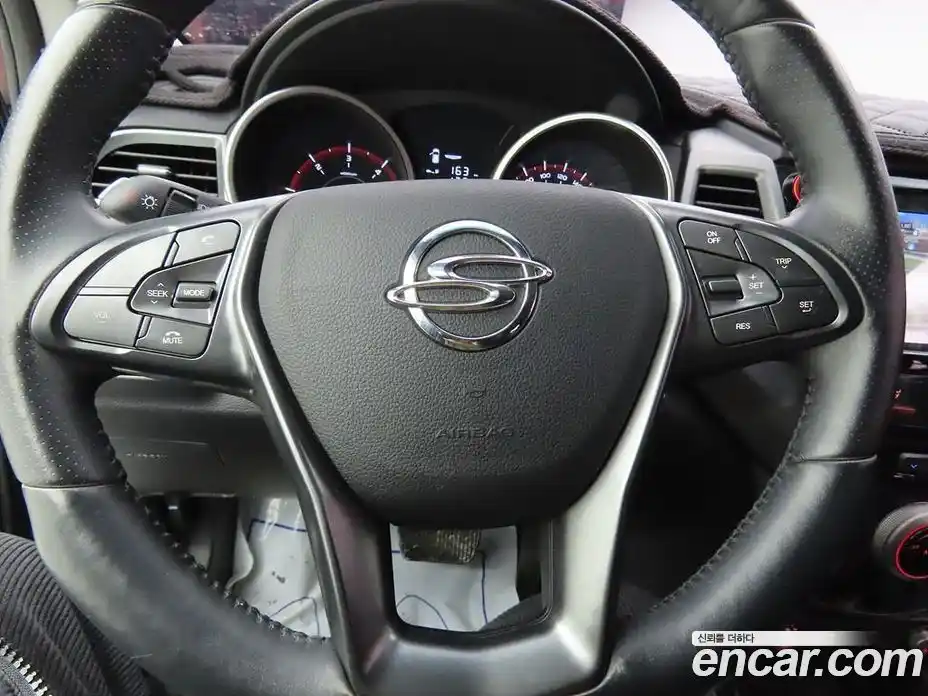 SsangYong TIBOLI 2018 1.6 Автомат в Москве № 337297, фото 9