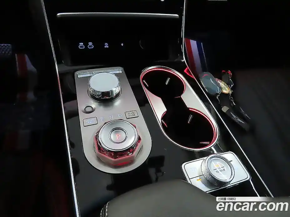 Genesis GV80 2024 2.5 Автомат в Москве № 339427, фото 13