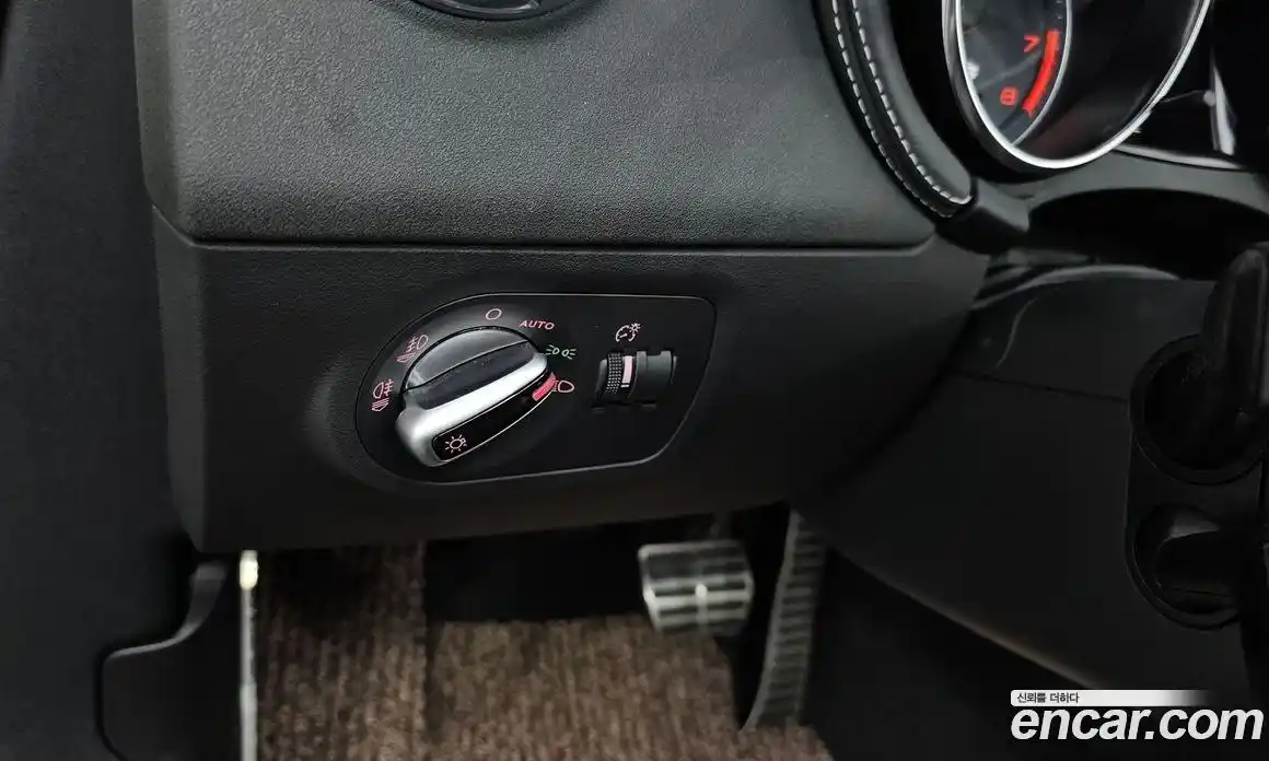 Audi TTS 2013 2.0 Автомат в Москве № 343583, фото 10