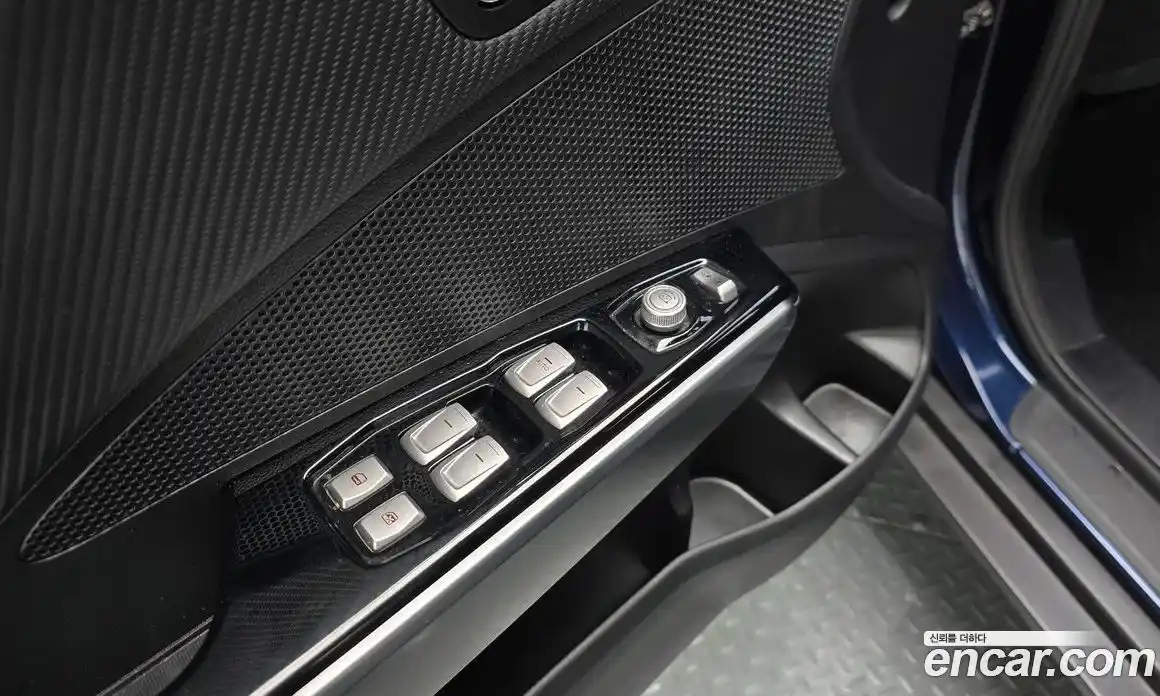 SsangYong TIBOLI 2018 1.6 Автомат в Москве № 34868, фото 17