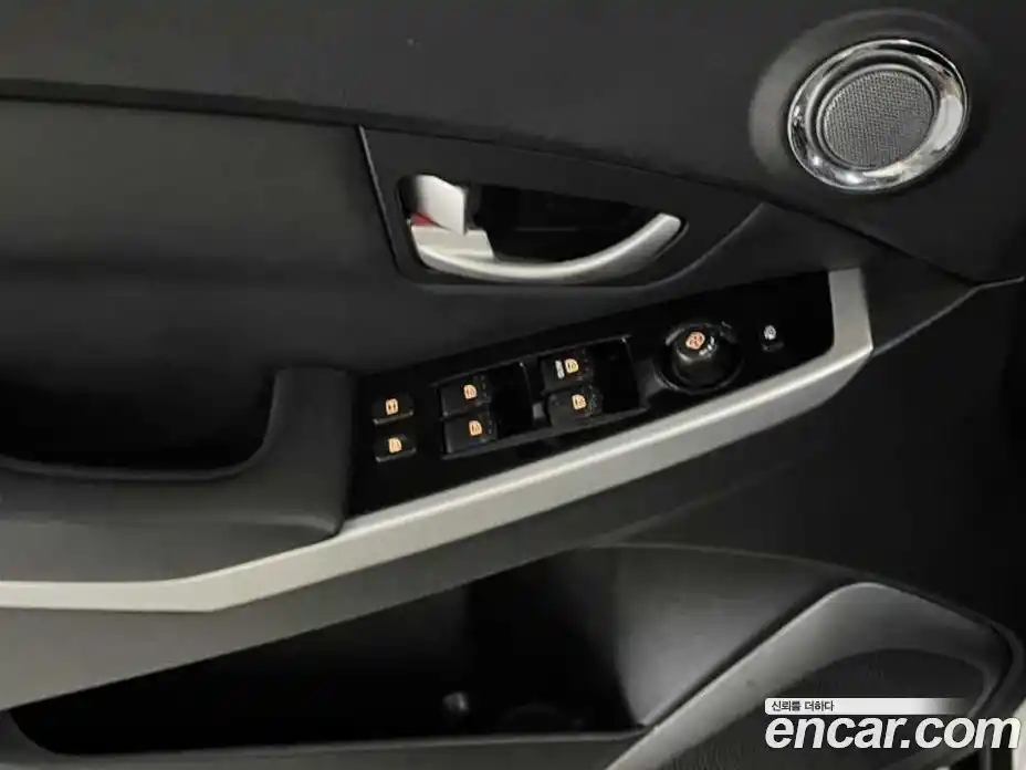 SsangYong Korando 2015 2.0 Автомат в Москве № 35593, фото 13