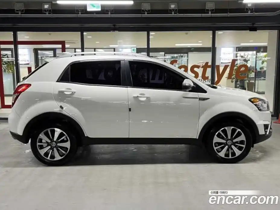 SsangYong Korando 2015 2.0 Автомат в Москве № 35593, фото 3