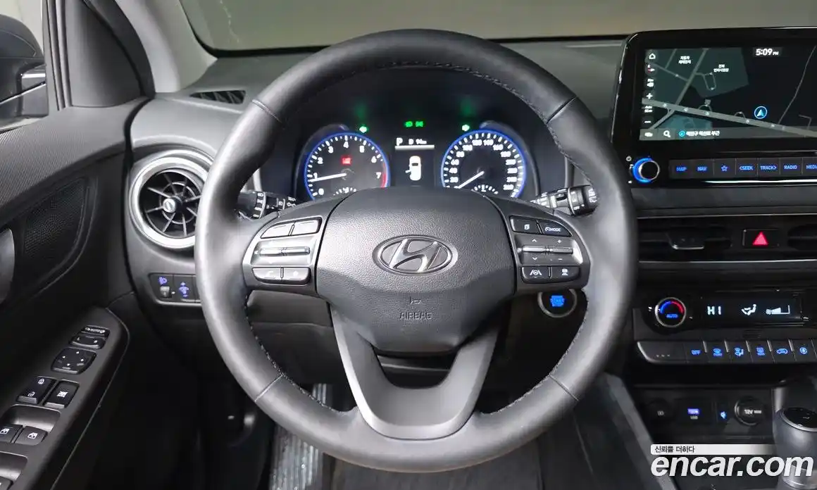 Hyundai Kona 2021 1.6 Автомат в Москве № 357018, фото 13