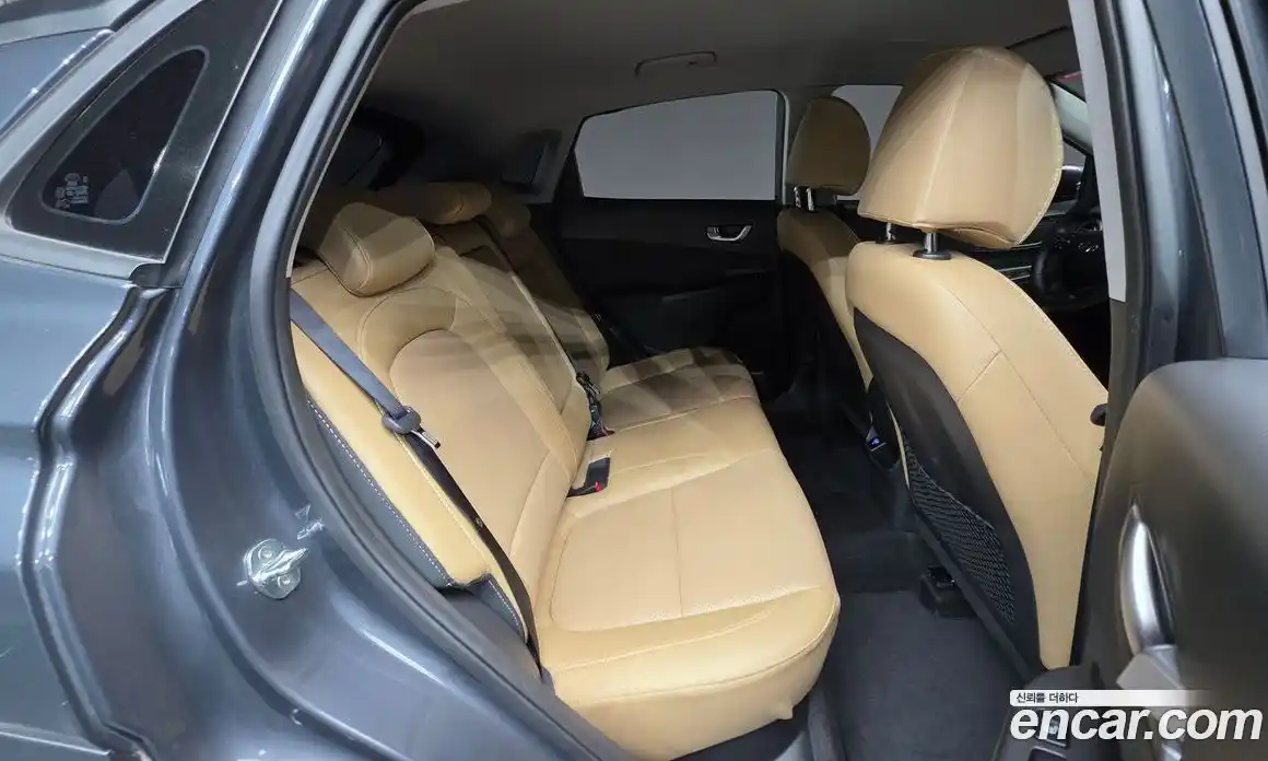 Hyundai Kona 2021 1.6 Автомат в Москве № 357018, фото 19