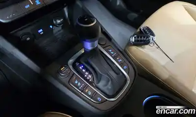 Hyundai Kona 2021 1.6 Автомат в Москве № 357018, миниатюра 9