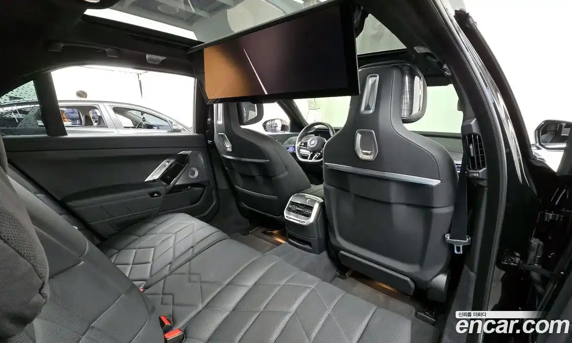 BMW i7 2023 0.3 Автомат в Москве № 364250, фото 12