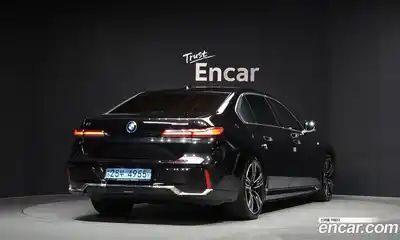 BMW i7 2023 0.3 Автомат в Москве № 364250, миниатюра 2